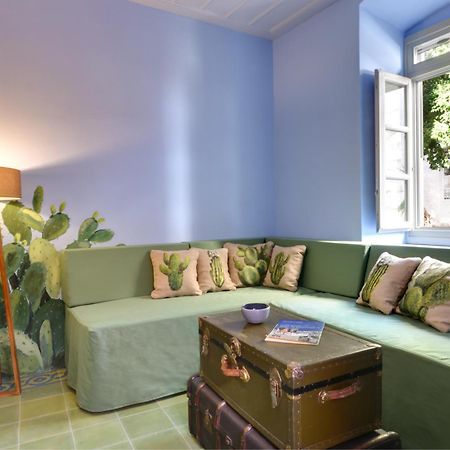 Cactus Hydra - Art Apartments Δωμάτιο φωτογραφία